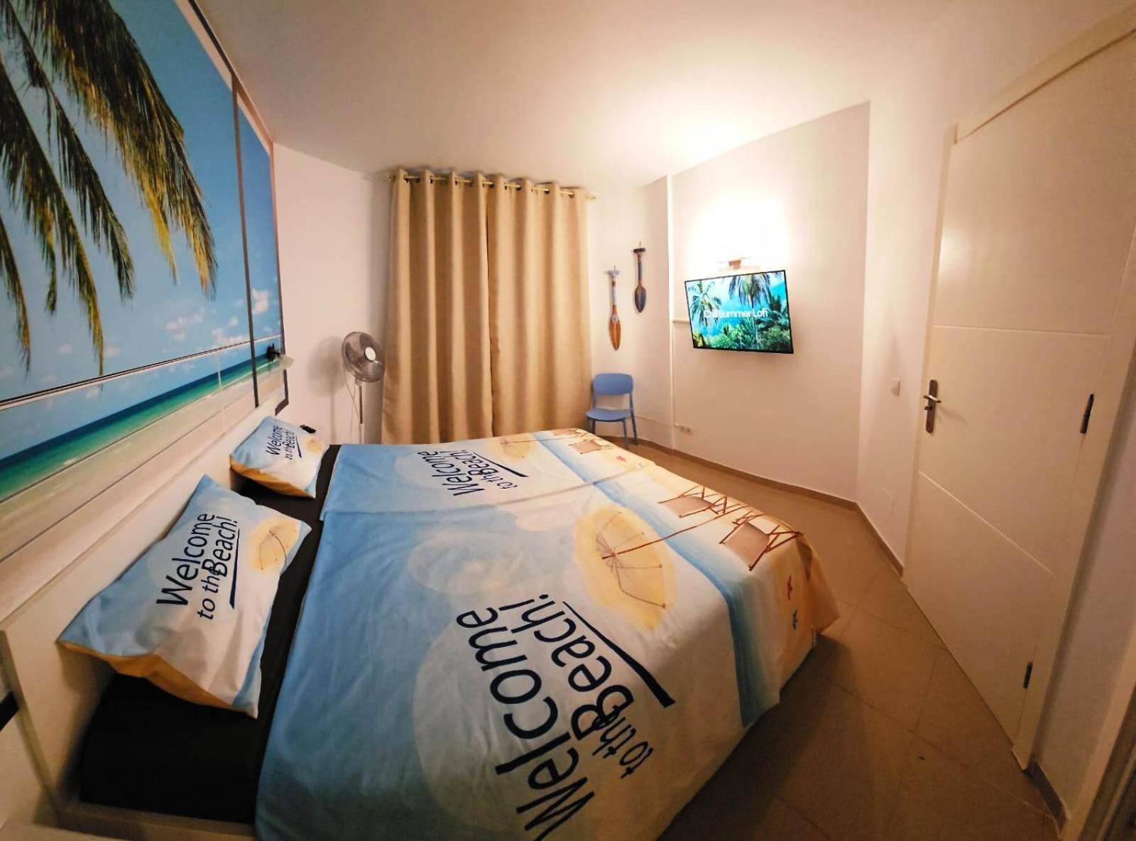 Blue Bay Paradise - Beach Front Apartment With Sea View Playa Paraiso  Kültér fotó